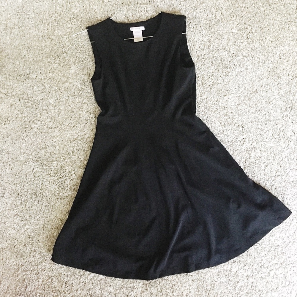 black Esley slinky seamed flare dress size Small